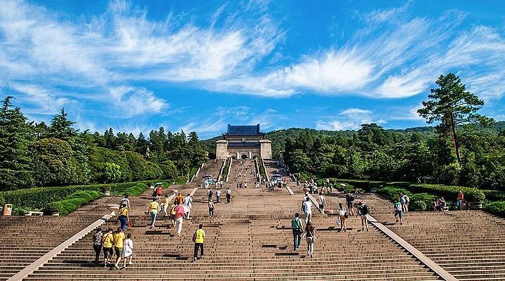 A scenic view of Nanjing Guoli Zijinshan Tianwentai Jiuzhi