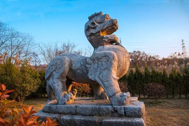 A scenic view of Nanjing Nanchao Lingmu Shike