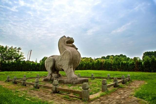 A scenic view of Nanjing Nanchao Lingmu Shike