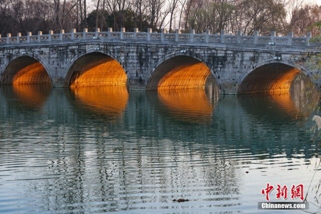 A scenic view of Nanjing Qiqiaoweng