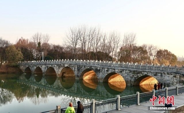 A scenic view of Nanjing Qiqiaoweng
