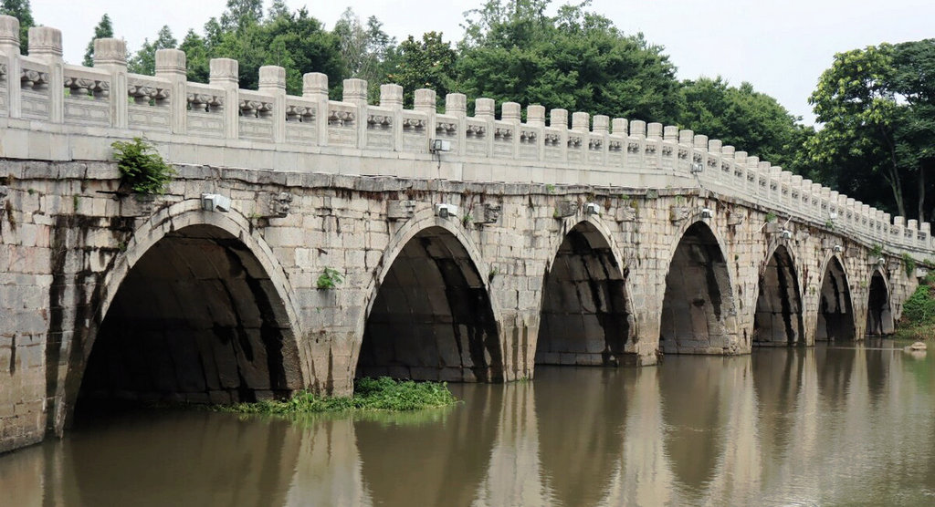 A scenic view of Nanjing Qiqiaoweng