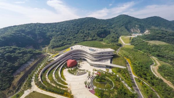 A scenic view of Nanjing Ren Huashi Didian