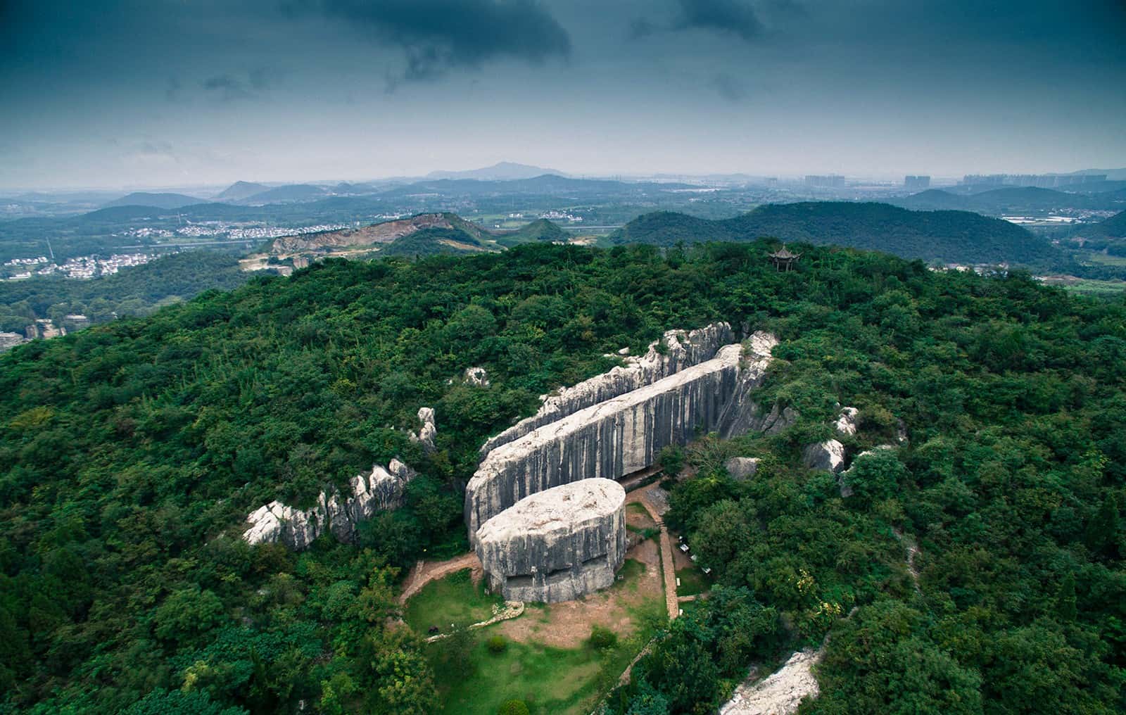 A scenic view of Nanjing Yangshan Beicai