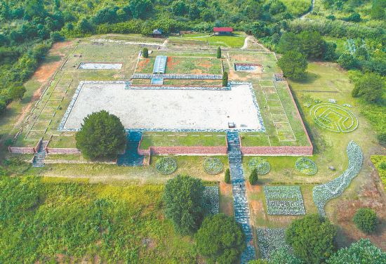 A scenic view of Nanping Chengchun Hancheng Yizhi