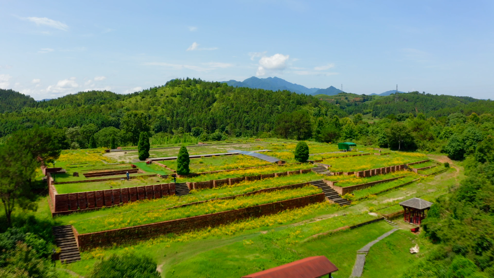 A scenic view of Nanping Chengchun Hancheng Yizhi