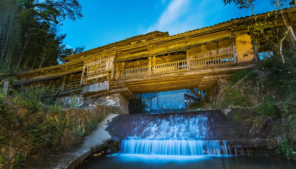 A scenic view of Nanping Jianou Zhiqingqiao