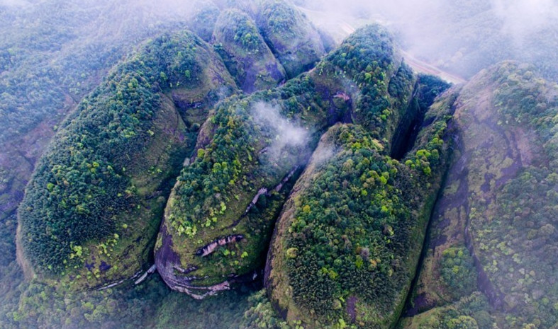 A scenic view of Nanping Wuyishan Yamuqun