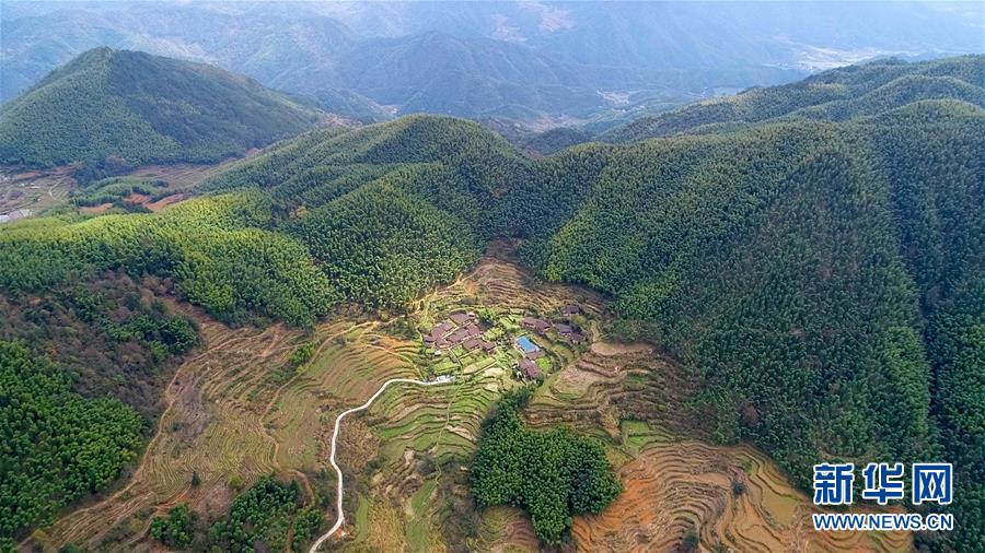 A scenic view of Nanping Zhangshantou Hongjun Muqun