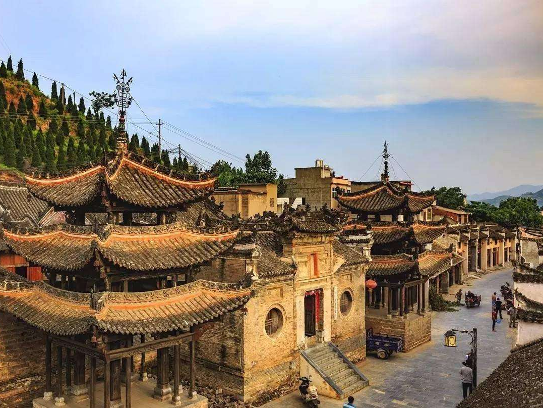 A scenic view of Nanyang Jingziguangujianzhuqun