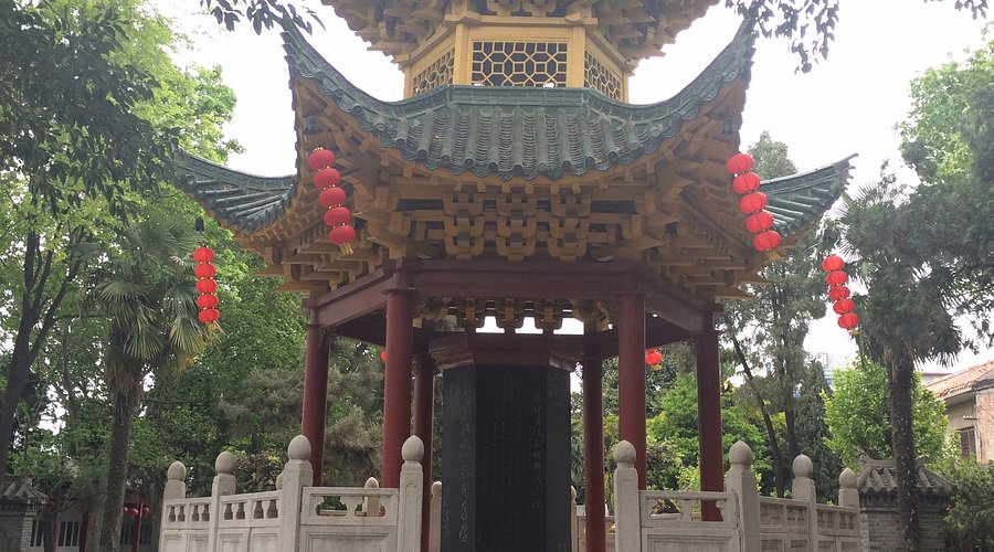 A scenic view of Nanyang Zhangzhongjingmujiaci
