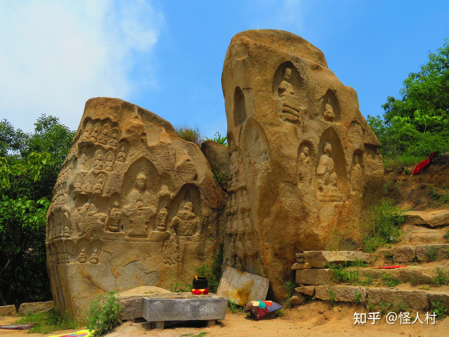 A scenic view of Nanyang Zhenpingputisifogoumoya