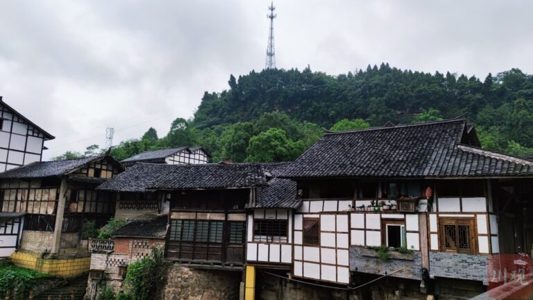 Exploring Neijiang Yanshenmiao: A Hidden Gem in Sichuan’s Spiritual Landscape