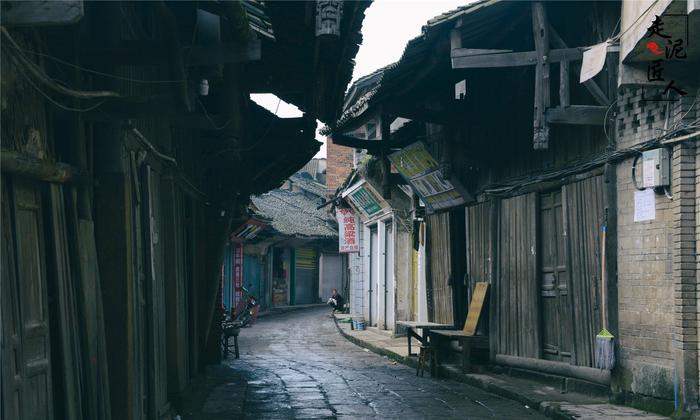 A scenic view of Neijiang Yanshenmiao