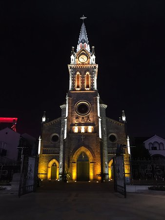 A scenic view of Ningbo Jiangbei Tianzhutang
