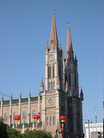 A scenic view of Ningbo Jiangbei Tianzhutang