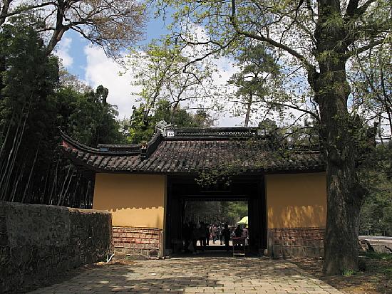 A scenic view of Ningbo Tiantongsi
