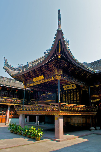 A scenic view of Ningbo Tianyige