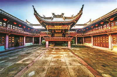 A scenic view of Ningbo Tianyige
