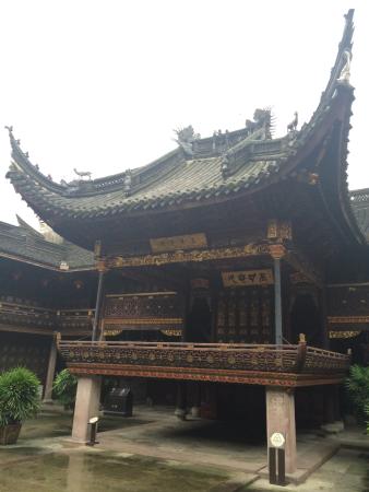 A scenic view of Ningbo Tianyige