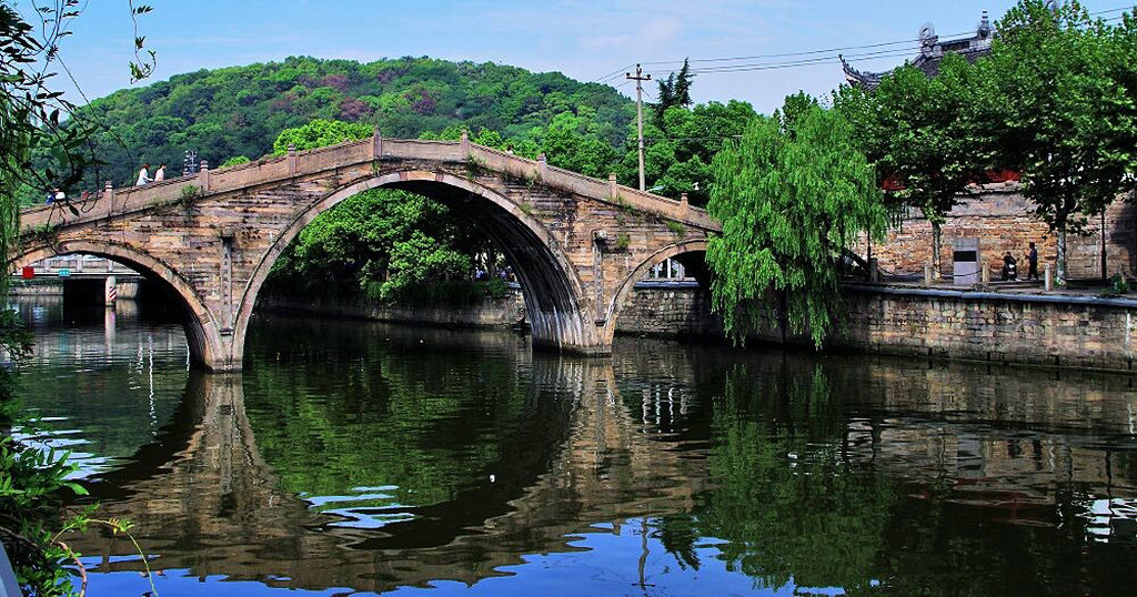 A scenic view of Ningbo Yuyao Tongjiqiao