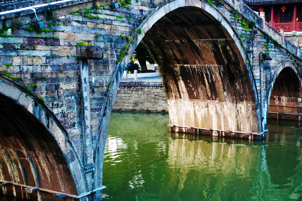 A scenic view of Ningbo Yuyao Tongjiqiao