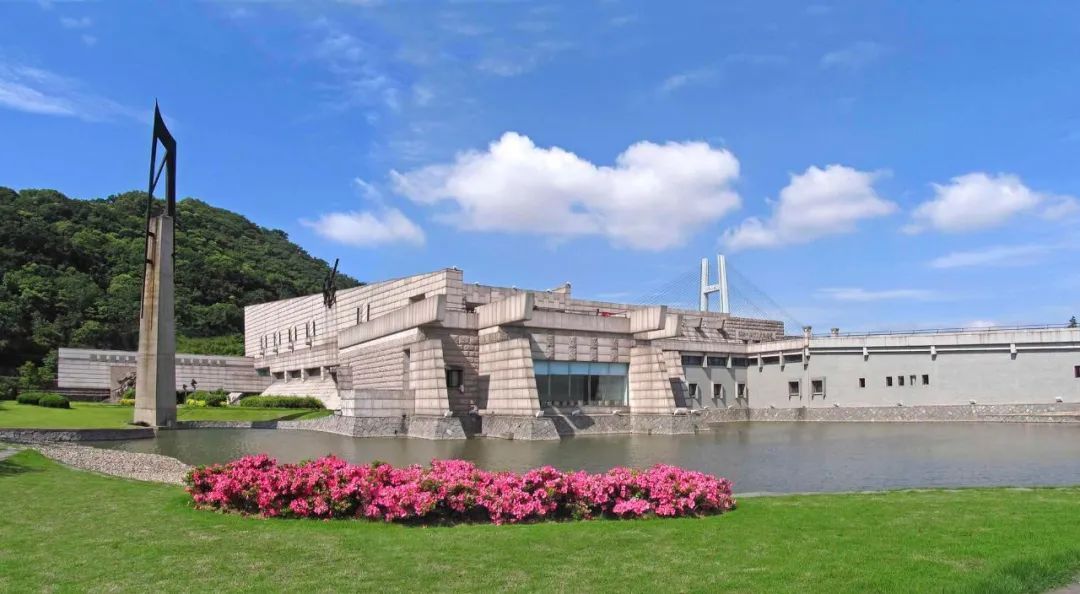 A scenic view of Ningbo Zhenhaikou Haifang Yizhi