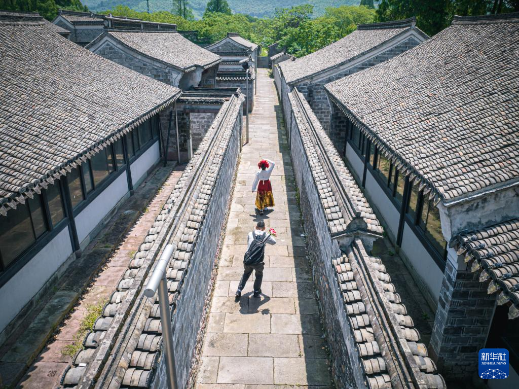 A scenic view of Ningbo Zishan Yizhi