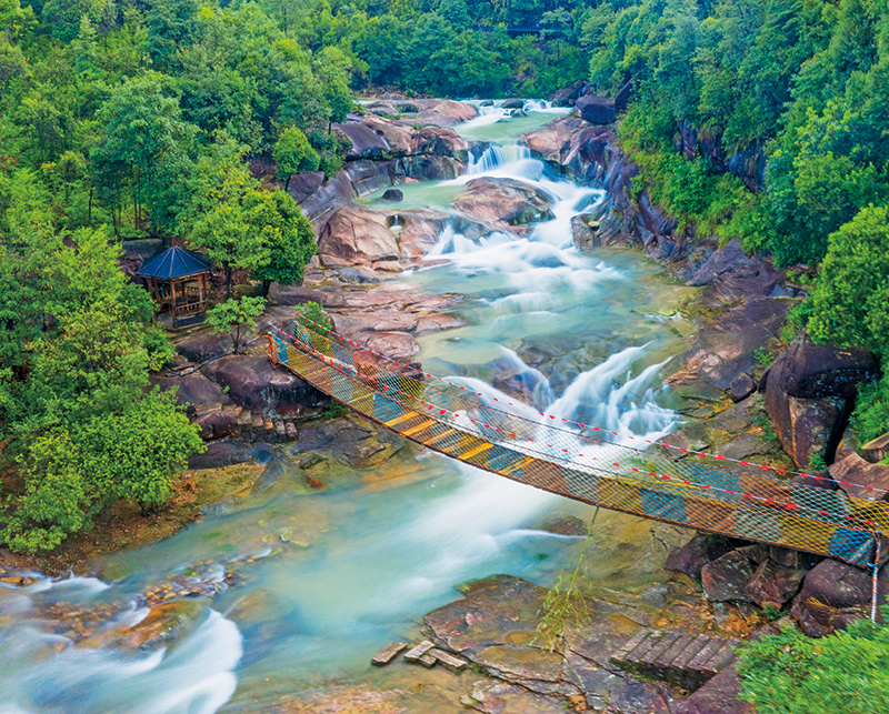 A scenic view of Ningde Fengqi Wushi Dazhai