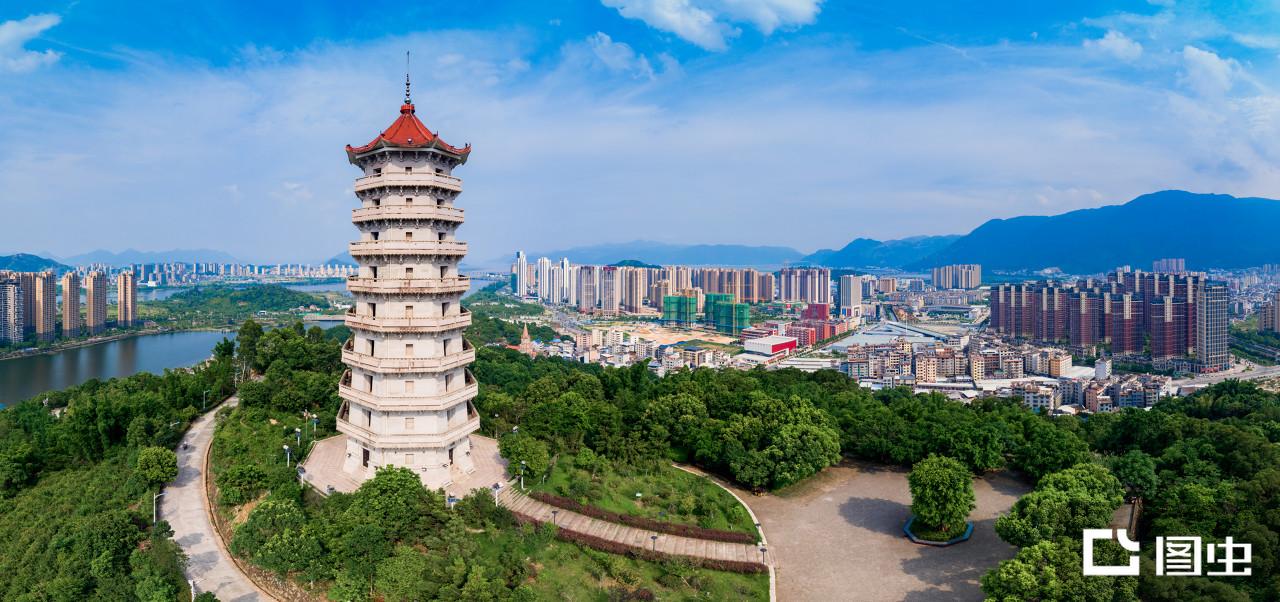 A scenic view of Ningde Fujian Shushou Taiwan Jiangshi Muqun
