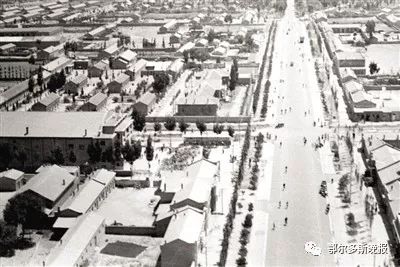 A scenic view of Ordos Zhuozishanyanhuaqun
