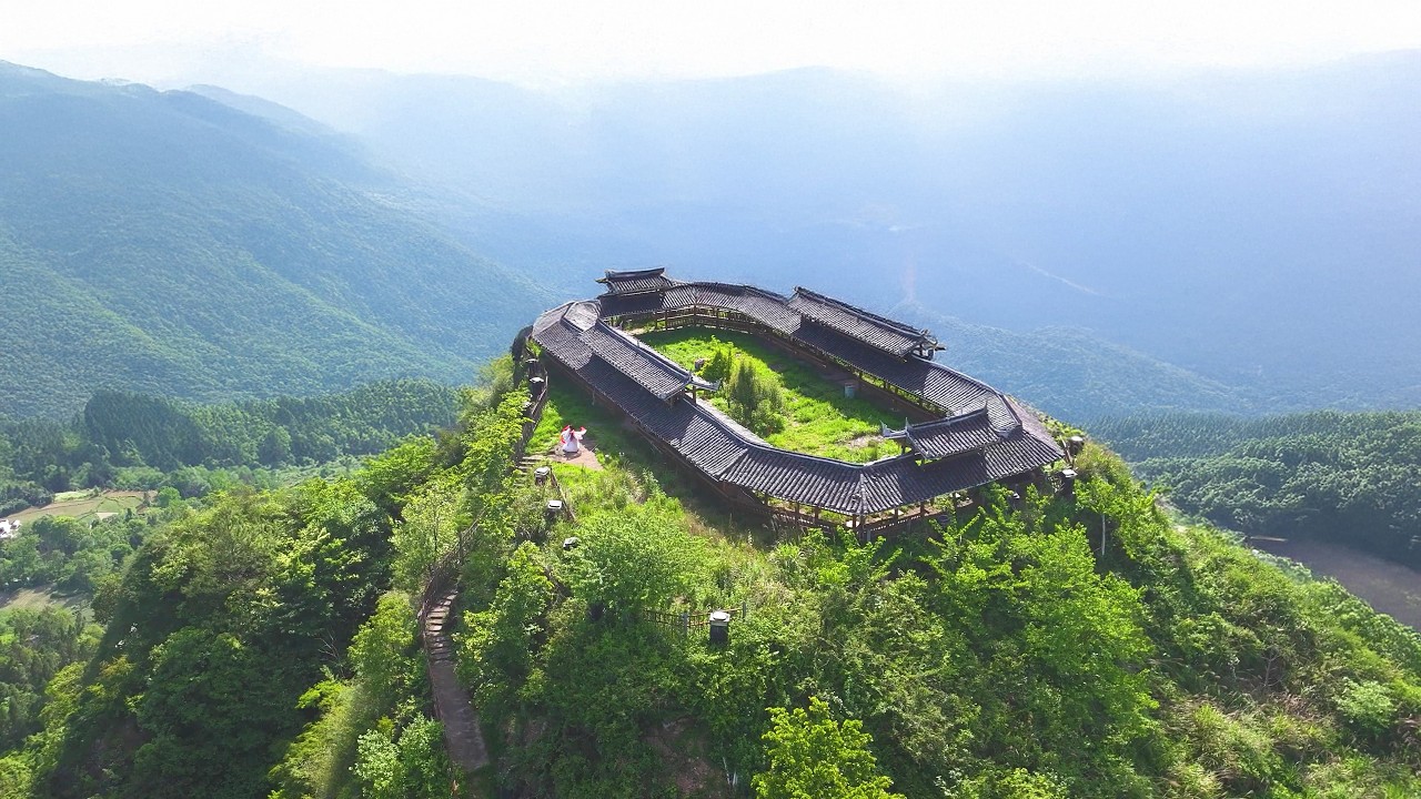 A scenic view of Pingdingshan Baoanguchengyizhi