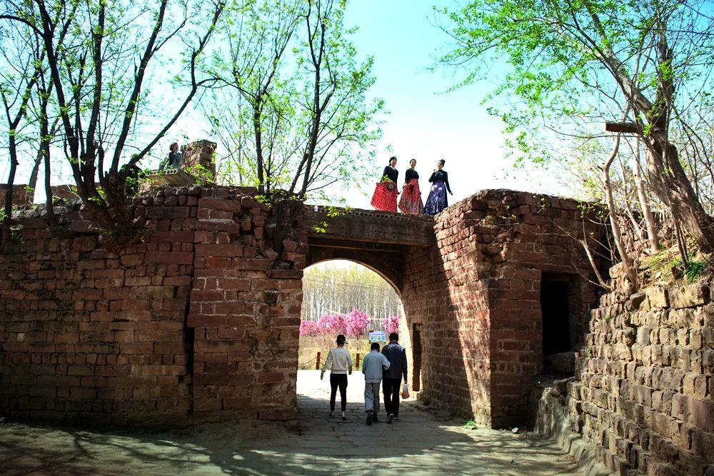 A scenic view of Pingdingshan Linfengzhai