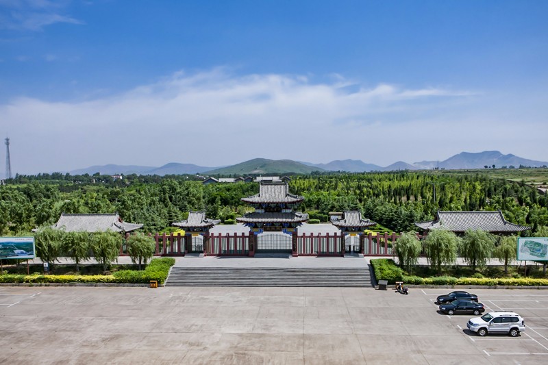 A scenic view of Pingdingshan Sansucihemu