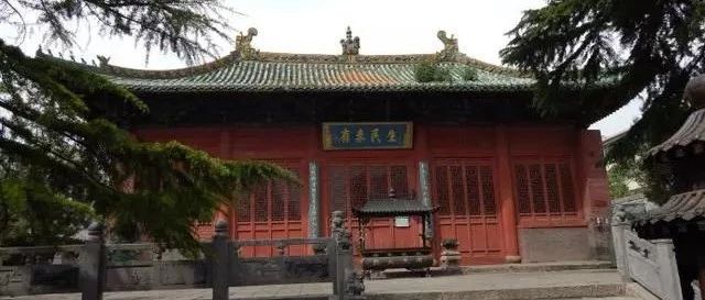 A scenic view of Pingdingshan Yushan'Eqianhoufanggongzuoweiyuanhuijiuzhi