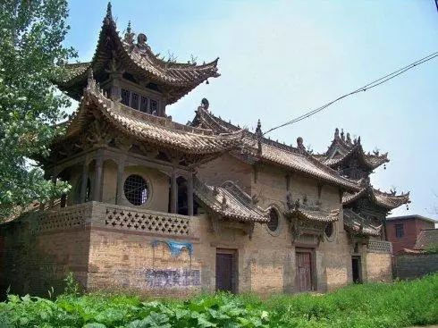 A scenic view of Pingdingshan Yushan'Eqianhoufanggongzuoweiyuanhuijiuzhi