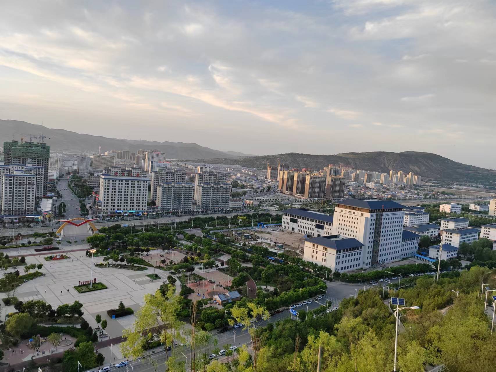 A scenic view of Pingliang Jingning Wenmiao