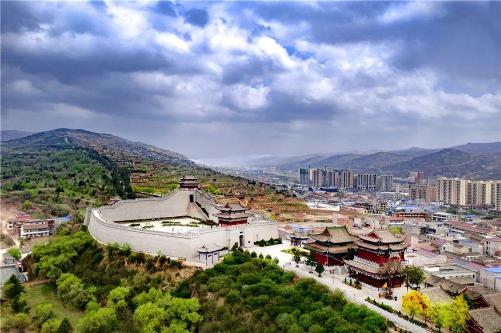 A scenic view of Pingliang Niujiaogou Yizhi