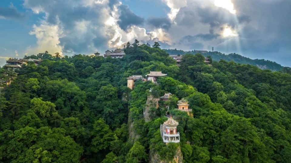 A scenic view of Pingliang Niujiaogou Yizhi