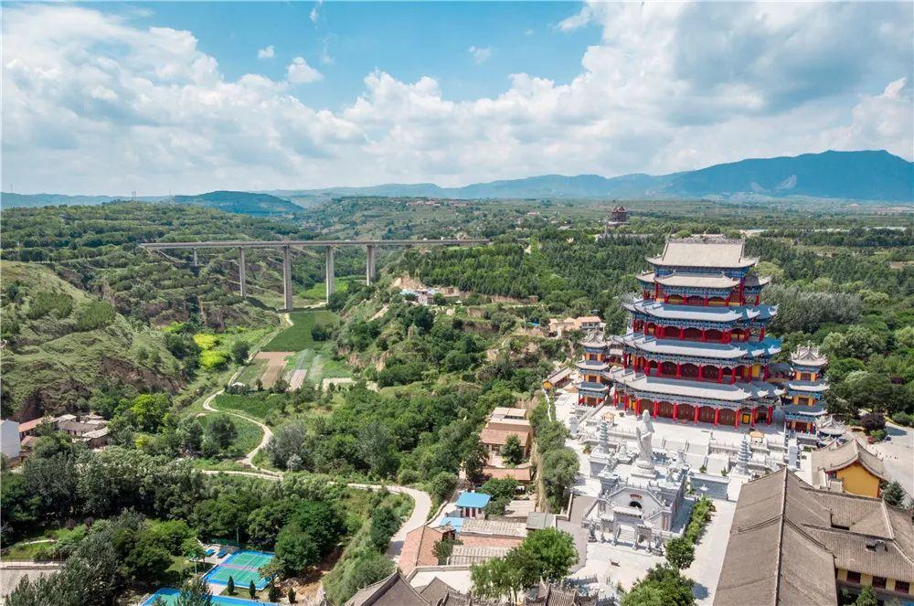 A scenic view of Pingliang Niujiaogou Yizhi