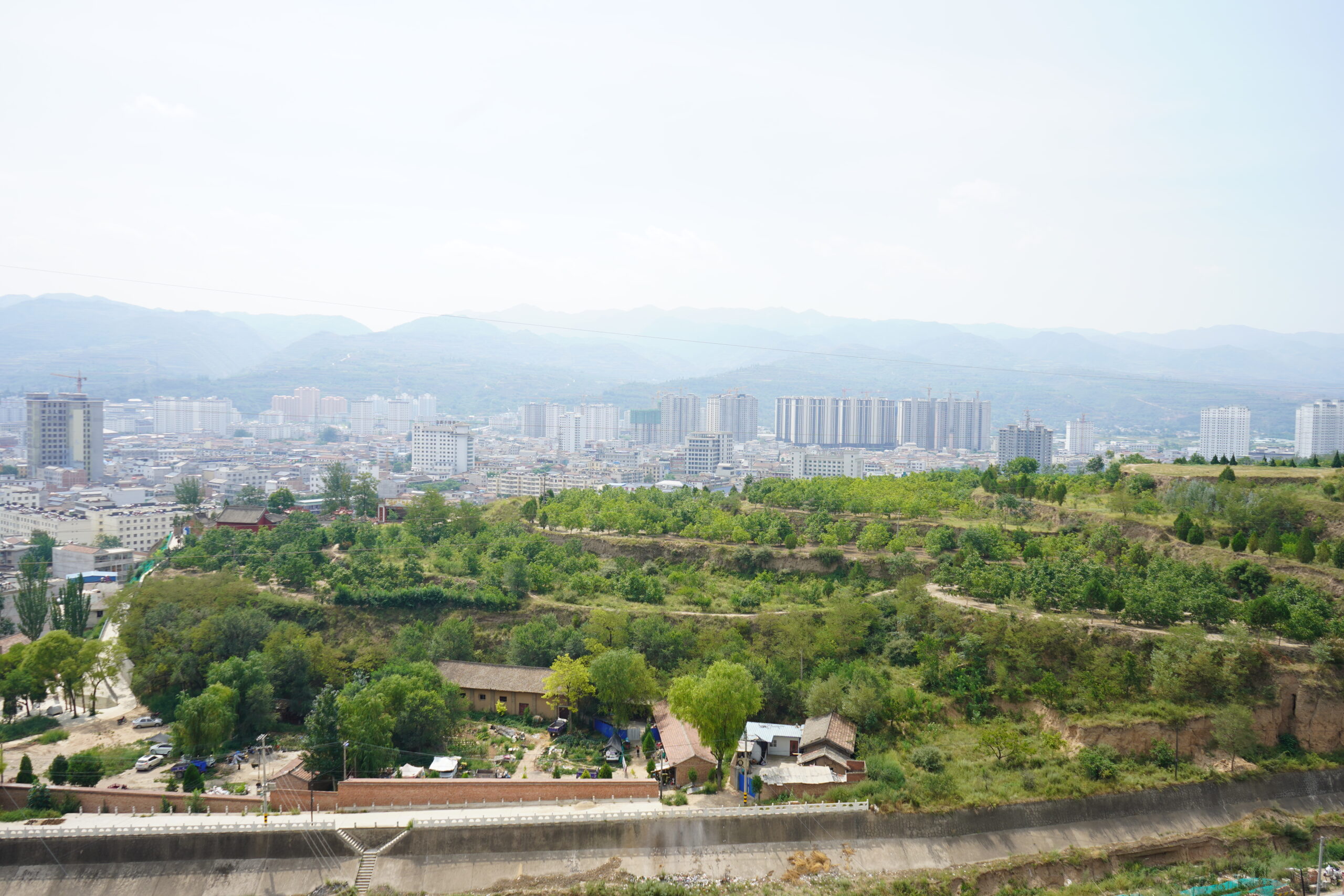 A scenic view of Pingliang Xishan Yizhi