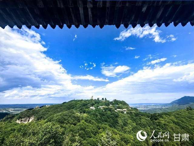 A scenic view of Pingliang Xishan Yizhi