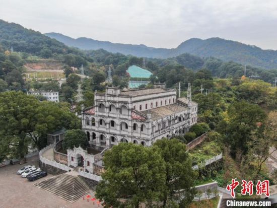 A scenic view of Pingxiang Anyuan Lukuan Gongren Julebu Jiuzhi