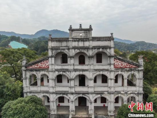 A scenic view of Pingxiang Anyuan Lukuan Gongren Julebu Jiuzhi