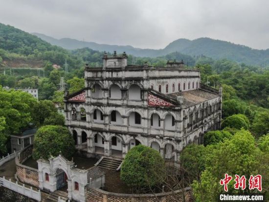 A scenic view of Pingxiang Shenggongci