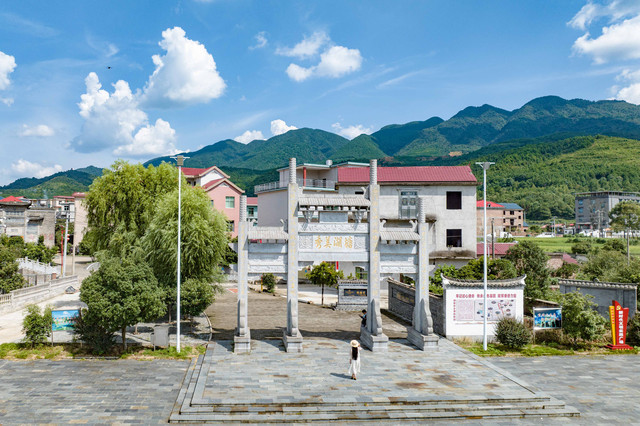 A scenic view of Pingxiang Shenggongci