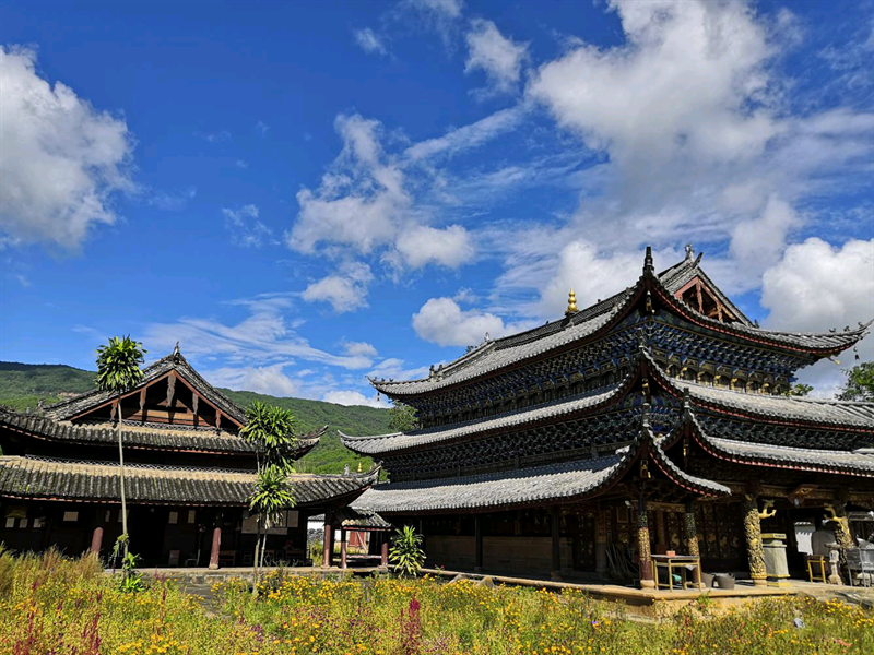 A scenic view of Puer Jinggu Daizu Fosi Jianzhuqun