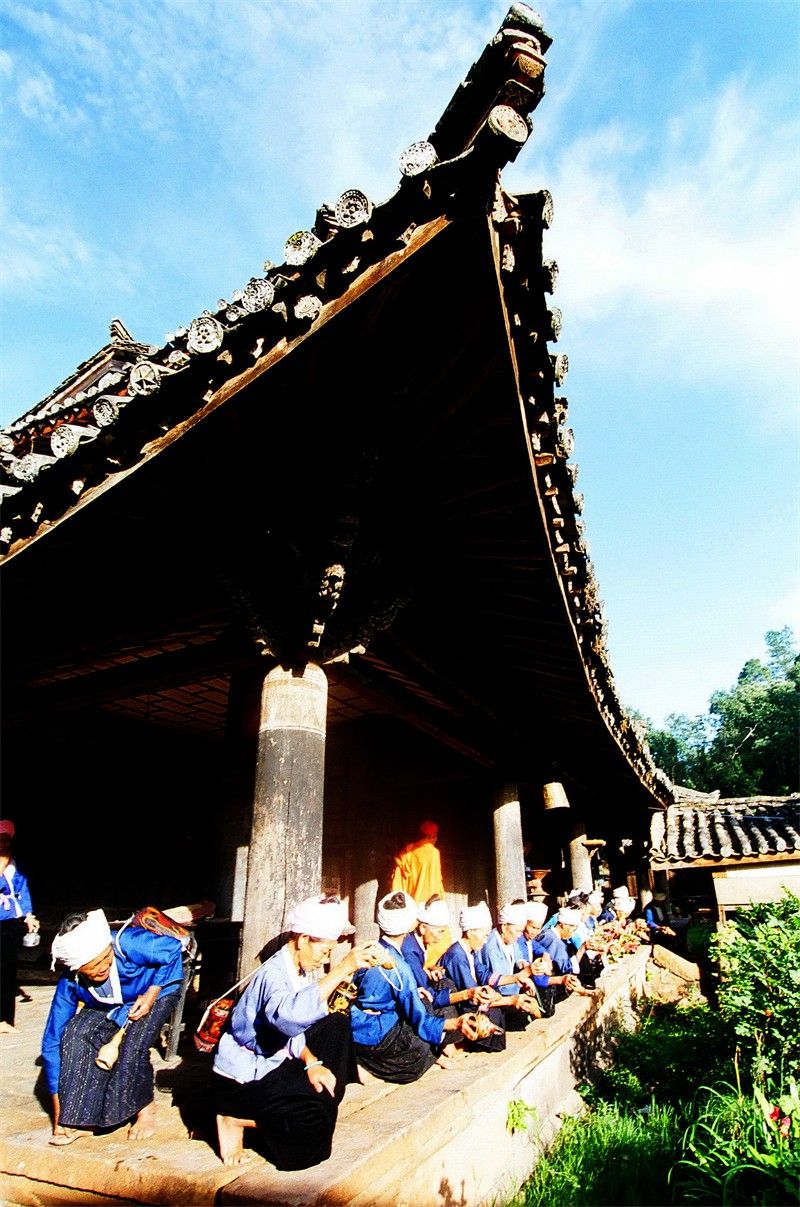 A scenic view of Puer Jinggu Daizu Fosi Jianzhuqun