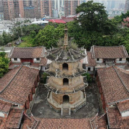 A scenic view of Putian Licheng Baoensi Ta