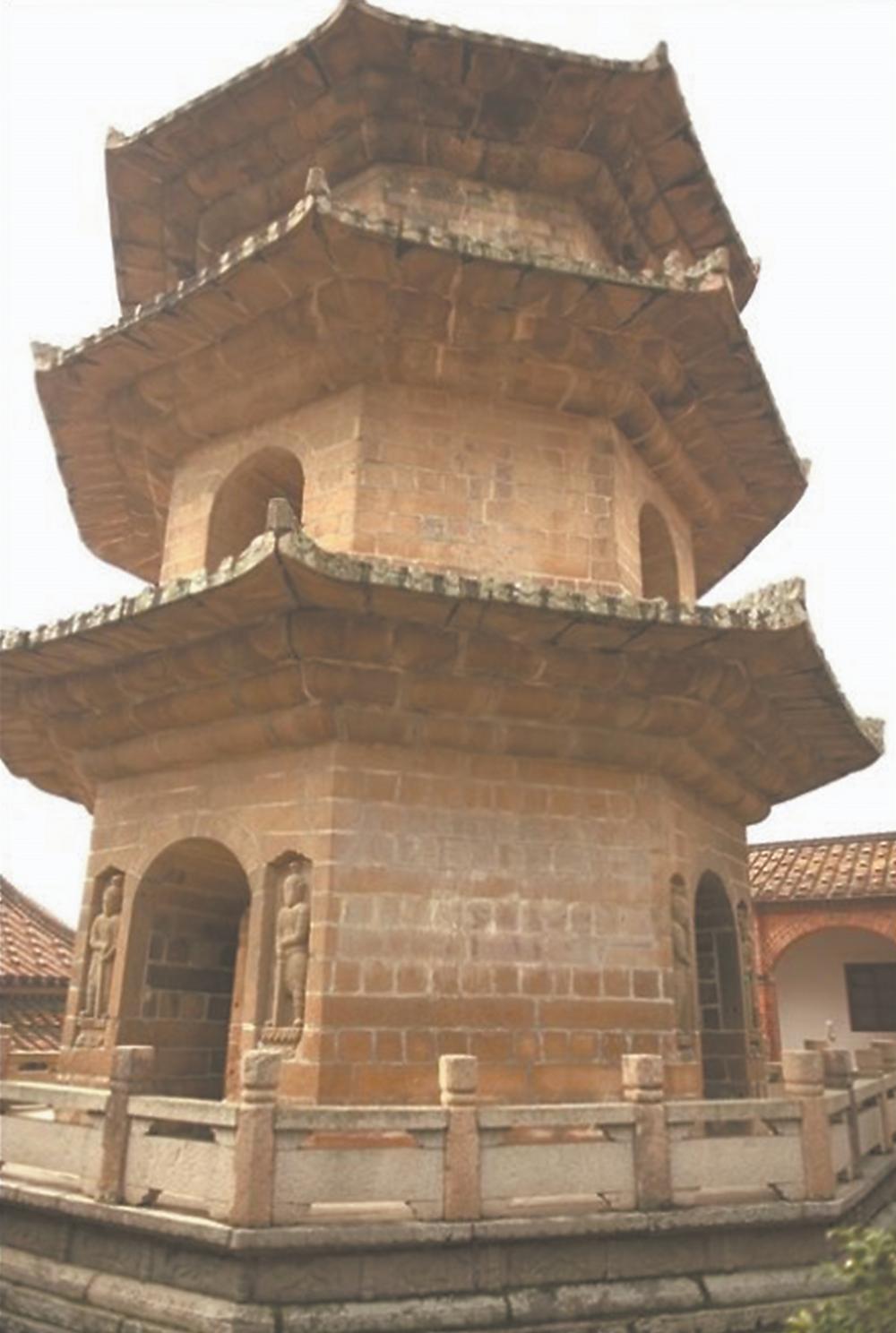 A scenic view of Putian Licheng Baoensi Ta
